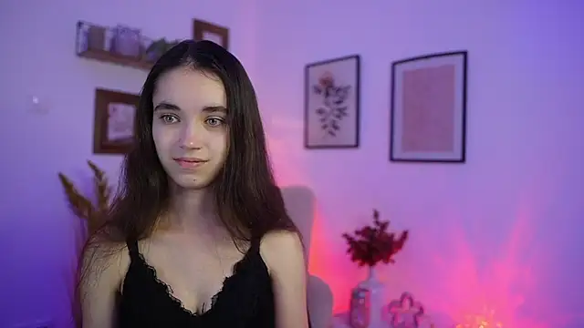 Gia Paige18 online show from November 2025 02:07:02 PM