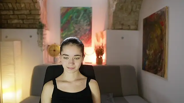 Gia Paige18 online show from March 2025 12:00:01 PM