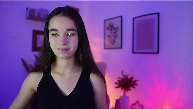 Gia Paige18 online show from November 2025 02:54:01 PM