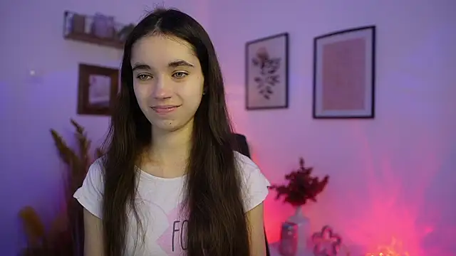 Gia Paige18 online show from November 2025 02:06:02 PM