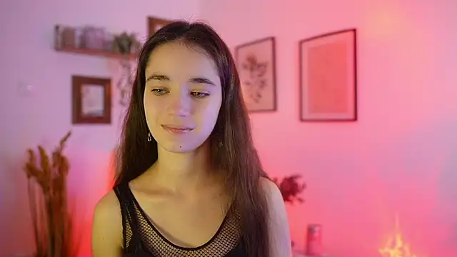 Gia Paige18 online show from September 2025 08:37:01 AM