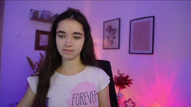 Gia Paige18 online show from November 2025 09:14:01 AM