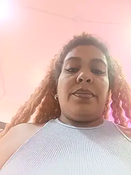 Snapshot of ELLA_KELLY chatting on June 2026 11:43:02 AM ELLA KELLY online show from June 2026 11:43:02 AM
