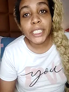 Snapshot of ELLA_KELLY chatting on November 2025 12:38:01 PM ELLA KELLY online show from November 2025 12:38:01 PM