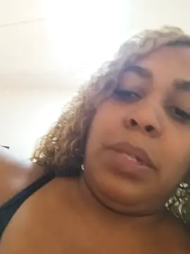 ELLA KELLY online show from January 2026 11:47:01 AM