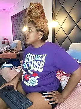 ELLA KELLY online show from April 2026 11:55:02 AM