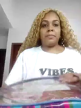 ELLA KELLY online show from January 2026 11:36:01 AM