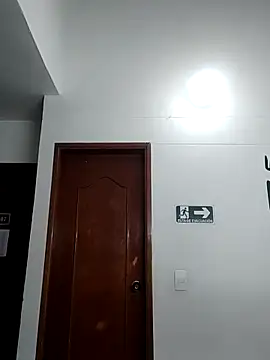 Snapshot of ELLA_KELLY chatting on November 2025 11:47:02 AM ELLA KELLY online show from November 2025 11:47:02 AM