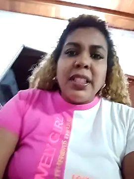 ELLA KELLY online show from March 2026 11:33:02 AM