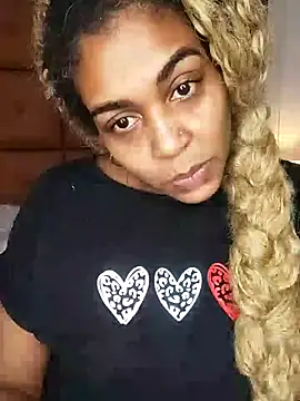 Snapshot of ELLA_KELLY chatting on December 2025 11:45:01 AM ELLA KELLY online show from December 2025 11:45:01 AM