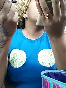 ELLA KELLY online show from January 2026 11:48:01 AM