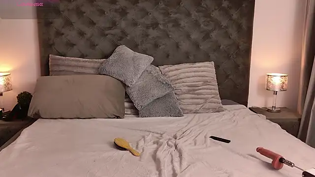 KrisNoir online show from March 2026 09:58:02 AM