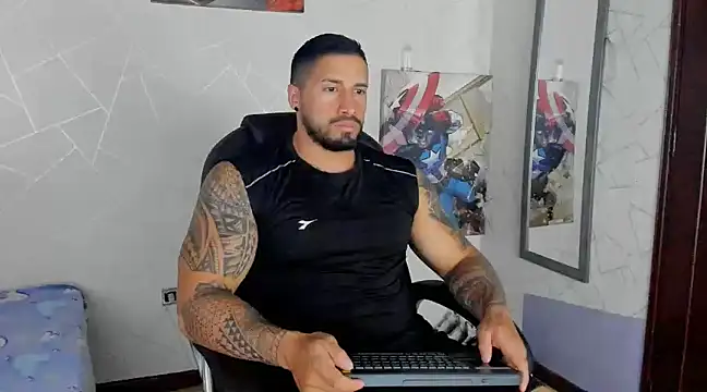 Snapshot of Cristian_Walker chatting on March 2025 08:54:01 PM Cristian Walker online show from March 2025 08:54:01 PM