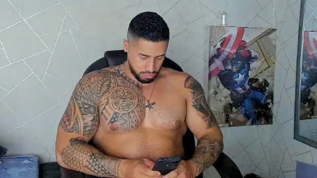 Snapshot of Cristian_Walker chatting on March 2025 12:32:02 PM Cristian Walker online show from March 2025 12:32:02 PM
