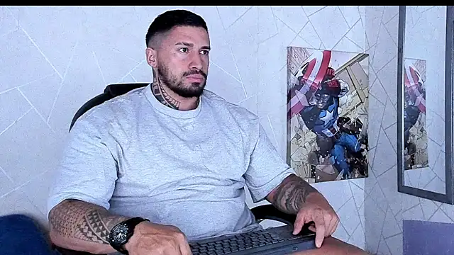 Snapshot of Cristian_Walker chatting on October 2025 10:27:02 AM Cristian Walker online show from October 2025 10:27:02 AM