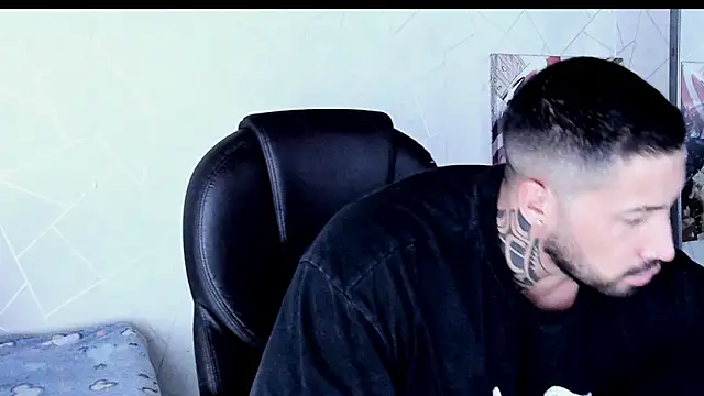 Cristian Walker online show from December 2025 11:34:02 AM