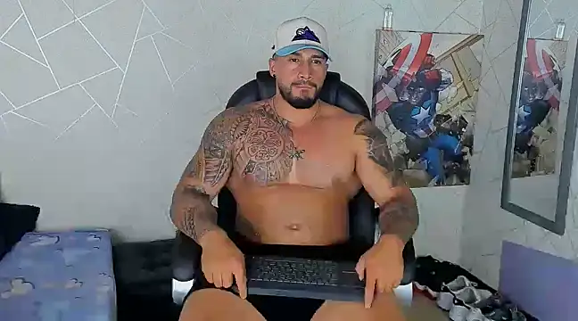 Snapshot of Cristian_Walker chatting on March 2025 01:42:02 AM Cristian Walker online show from March 2025 01:42:02 AM