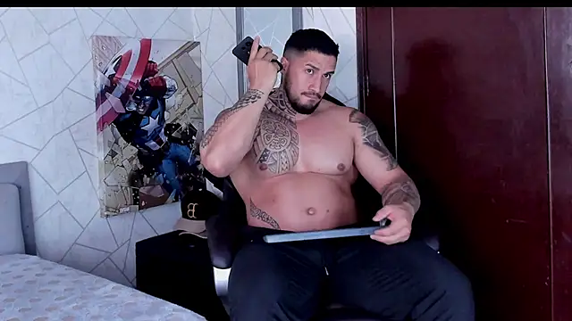 Snapshot of Cristian_Walker chatting on May 2026 12:25:01 PM Cristian Walker online show from May 2026 12:25:01 PM