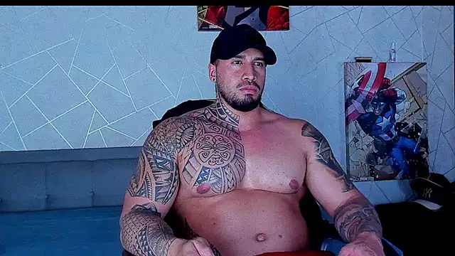 Snapshot of Cristian_Walker chatting on May 2026 10:52:03 PM Cristian Walker online show from May 2026 10:52:03 PM
