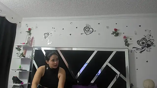 Snapshot of 1lovelygirls chatting on March 2025 12:02:02 PM 1lovelygirls online show from March 2025 12:02:02 PM