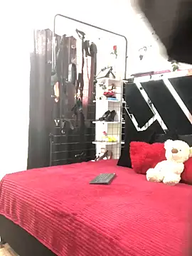 1lovelygirls online show from November 2025 12:05:01 PM