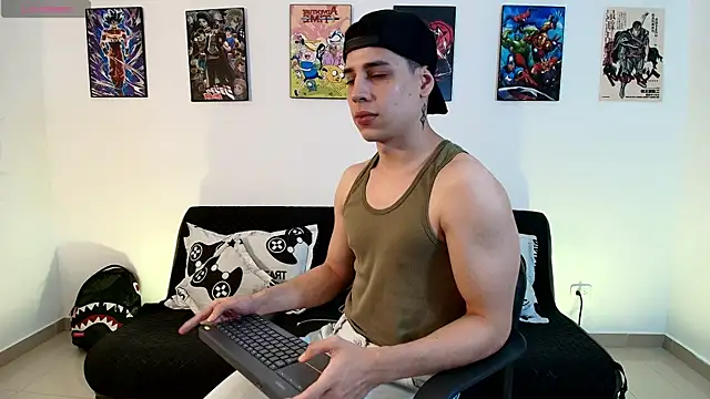 Snapshot of jonathanjoestar_ chatting on April 2026 01:42:02 AM jonathanjoestar online show from April 2026 01:42:02 AM