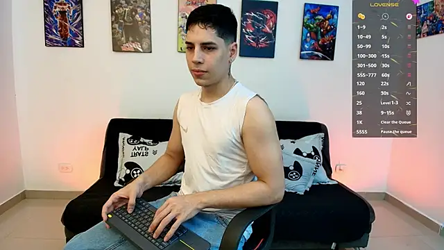 Snapshot of jonathanjoestar_ chatting on May 2026 09:54:01 PM jonathanjoestar online show from May 2026 09:54:01 PM