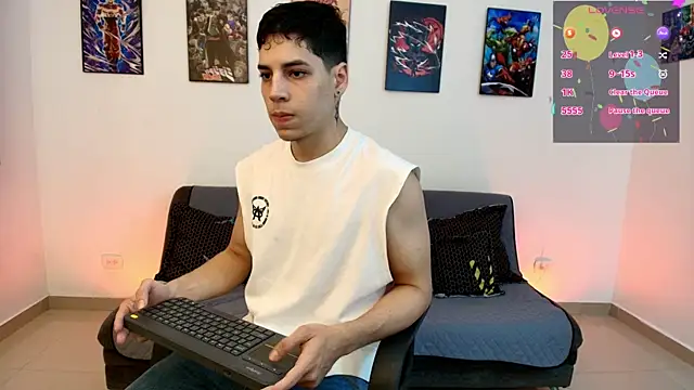 jonathanjoestar  online show from June 2026 10:14:02 PM