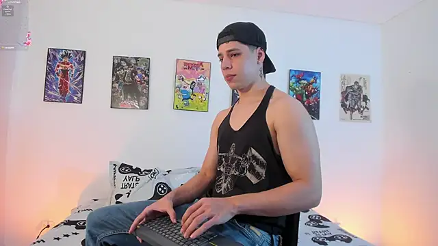 jonathanjoestar  online show from April 2026 09:54:02 PM