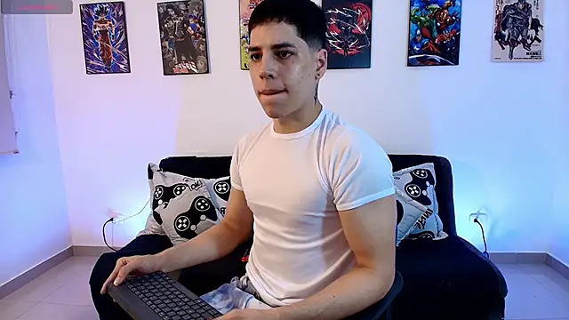 Snapshot of jonathanjoestar_ chatting on April 2026 11:46:01 PM jonathanjoestar online show from April 2026 11:46:01 PM