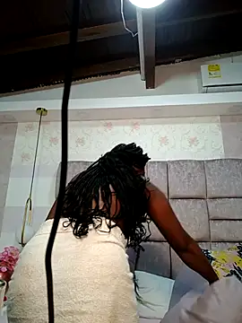 amina west online show from October 2025 11:22:02 AM