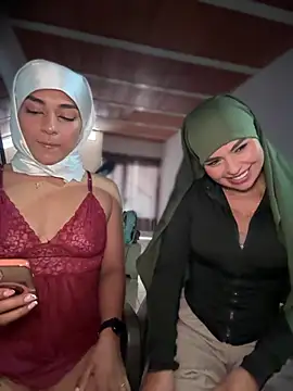 lalilamassu1 online show from April 2026 06:33:02 PM