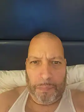 Just2much online show from April 2026 07:54:02 PM