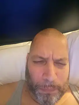 Just2much online show from April 2026 06:20:01 AM