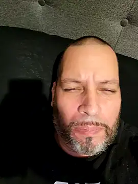 Just2much online show from December 2025 01:23:01 PM