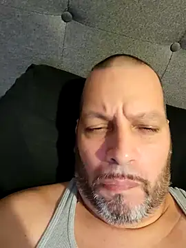 Just2much online show from October 2025 04:35:01 AM