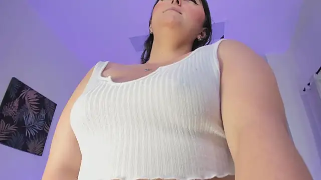 Kathia Morelli online show from April 2026 11:39:01 AM