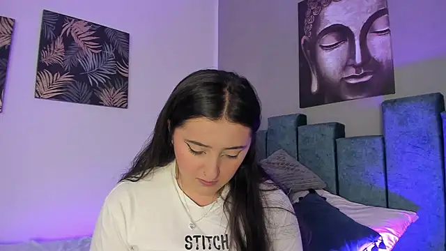 Kathia Morelli online show from January 2026 11:47:01 AM