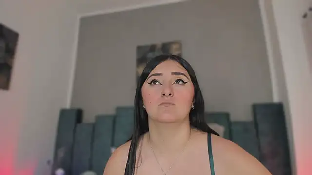 Kathia Morelli online show from February 2026 11:55:02 AM