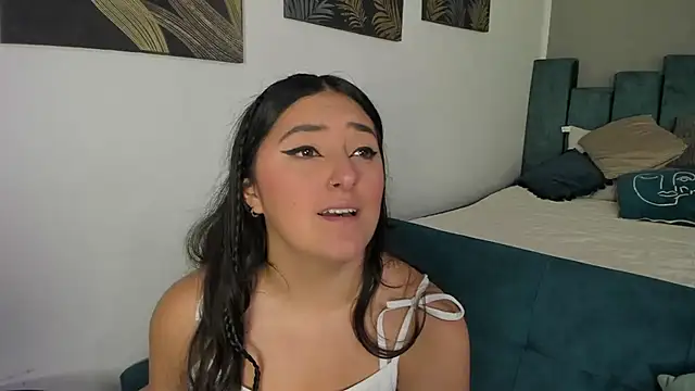 Kathia Morelli online show from November 2025 11:58:02 AM