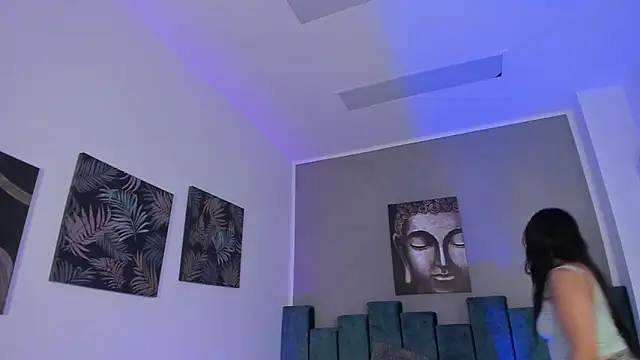 Kathia Morelli online show from October 2025 11:51:02 AM