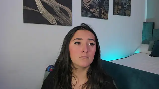 Kathia Morelli online show from October 2025 11:55:02 AM