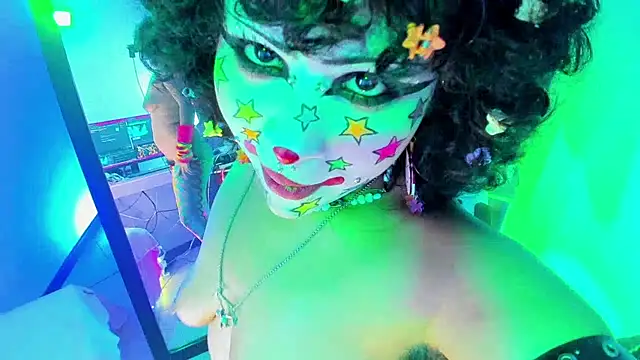 Snapshot of kuromi69 chatting on December 2025 04:52:02 PM kuromi69 online show from December 2025 04:52:02 PM