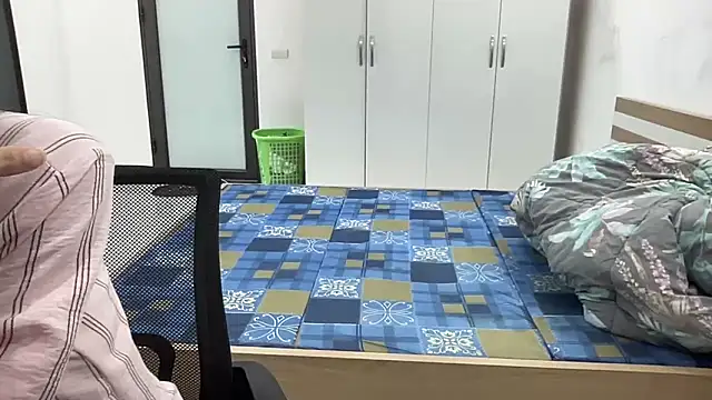 Louis Baby online show from November 2025 06:24:02 AM