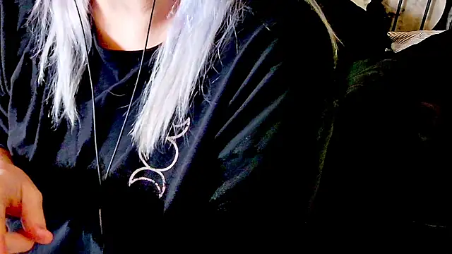 doomednympho online show from October 2025 08:53:02 PM