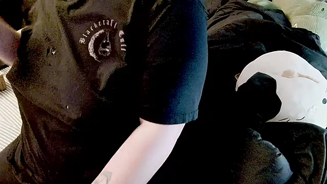 doomednympho online show from March 2026 06:42:02 PM