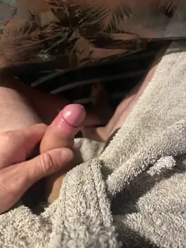 dimitriei online show from October 2025 05:07:02 AM