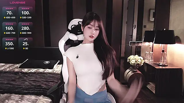 Snapshot of Cartier-__Daji- chatting on July 2026 07:04:02 AM Cartier- Daji- online show from July 2026 07:04:02 AM