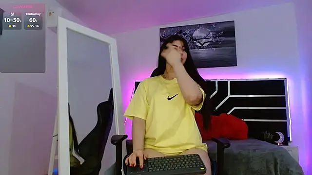 -MiaDelight- online show from November 2025 02:06:01 PM