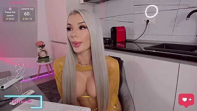 CelyneMay online show from September 2025 03:18:01 PM